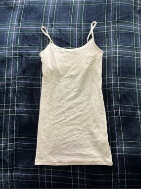 2000s style White So perfect tunic cami w/adjustable straps. Size M.